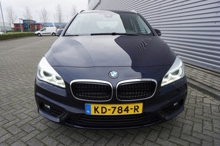 Thumbnail Mobil 6