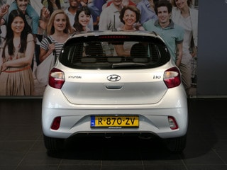 Thumbnail Mobil 4