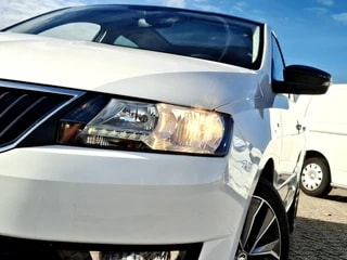 Thumbnail Mobil 4