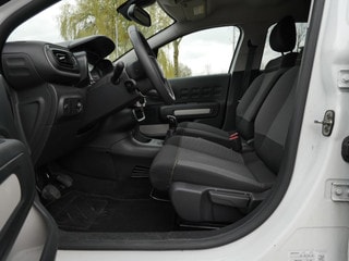 Thumbnail Mobil 6