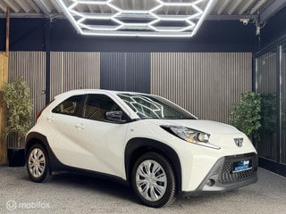 Thumbnail Mobil 4