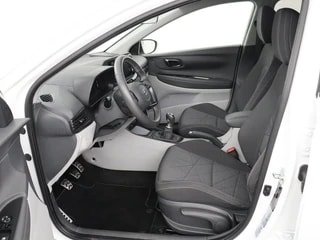 Thumbnail Mobil 4