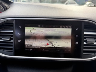 Thumbnail Mobil 4