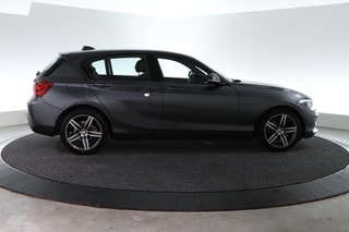 Thumbnail Mobil 6