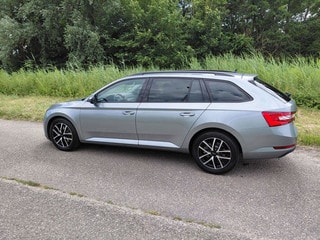 Thumbnail Mobil 5
