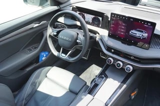 Thumbnail Mobil 5