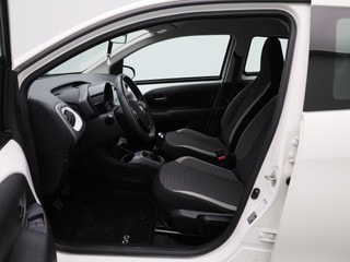 Thumbnail Mobil 9