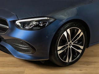 Thumbnail Mobil 6