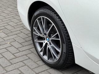 Thumbnail Mobil 10