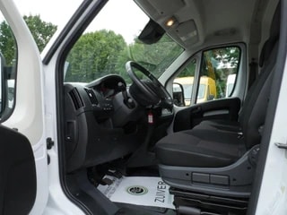 Thumbnail Mobil 9