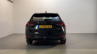 Thumbnail Mobil 8