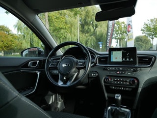 Thumbnail Mobil 10