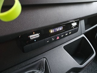 Thumbnail Mobil 10
