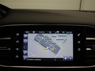 Thumbnail Mobil 8