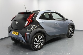 Thumbnail Mobil 6
