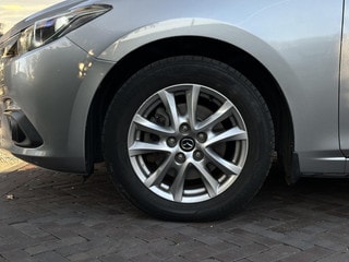 Thumbnail Mobil 4