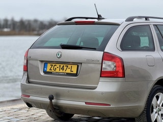 Thumbnail Mobil 4