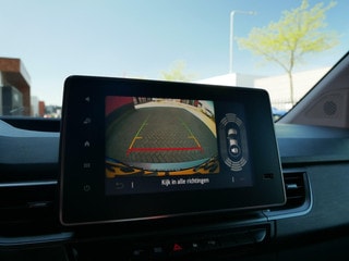 Thumbnail Mobil 6