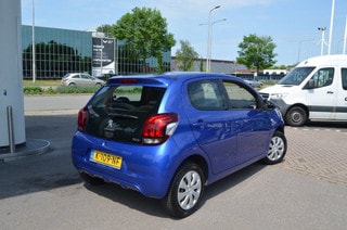 Thumbnail Mobil 4
