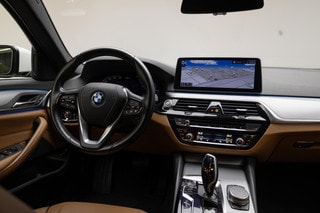Thumbnail Mobil 10