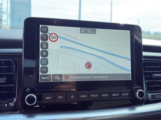 Thumbnail Mobil 9