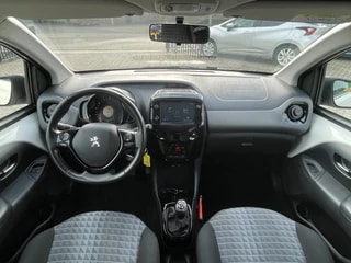 Thumbnail Mobil 6