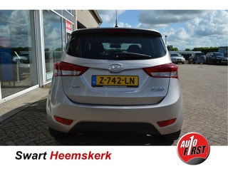 Thumbnail Mobil 10