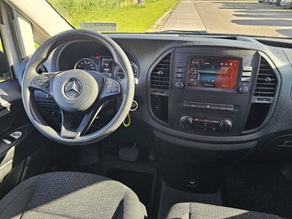 Thumbnail Mobil 8