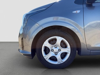 Thumbnail Mobil 6
