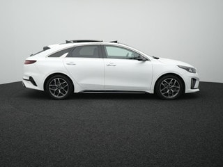 Thumbnail Mobil 8