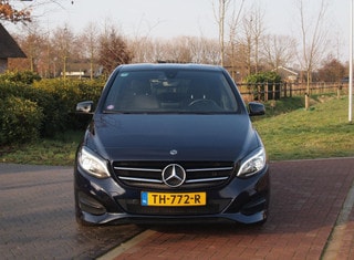 Thumbnail Mobil 6