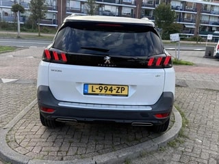 Thumbnail Mobil 4
