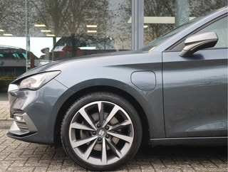 Thumbnail Mobil 10