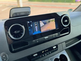 Thumbnail Mobil 10