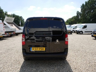 Thumbnail Mobil 4