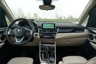 Thumbnail Mobil 10
