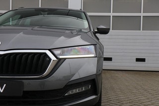Thumbnail Mobil 10