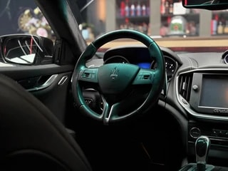 Thumbnail Mobil 10