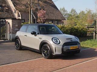 Thumbnail Mobil 5
