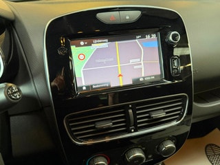 Thumbnail Mobil 6