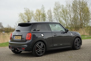 Thumbnail Mobil 6