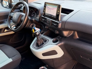 Thumbnail Mobil 6