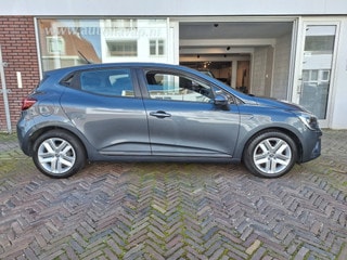 Thumbnail Mobil 8