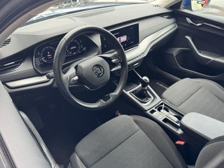 Thumbnail Mobil 6