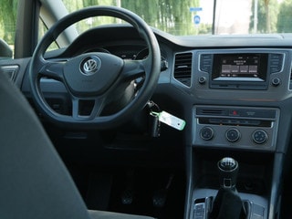Thumbnail Mobil 8