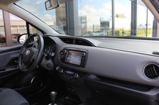 Thumbnail Mobil 6