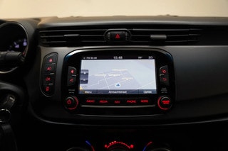 Thumbnail Mobil 8