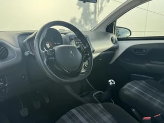 Thumbnail Mobil 10