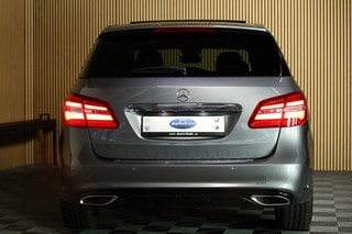 Thumbnail Mobil 7