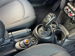 Thumbnail Mobil 9
